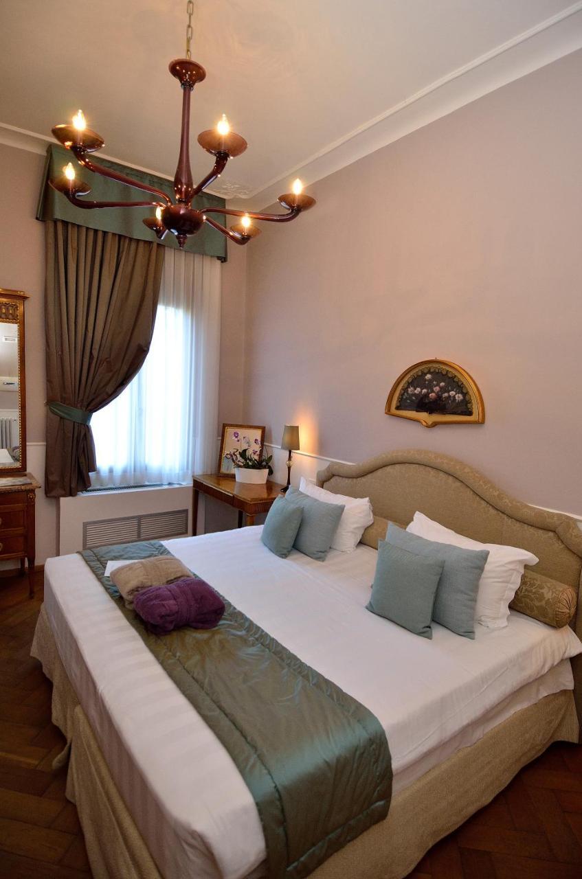 B&B Villa Ines Venetië-Lido Buitenkant foto